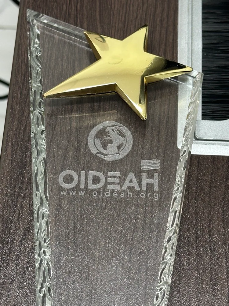 Trophée en cristal gravé